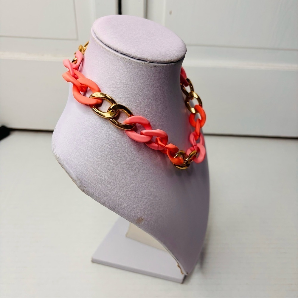 New ADORNIA Pink Curb Chain Necklace - Picture 4 of 8
